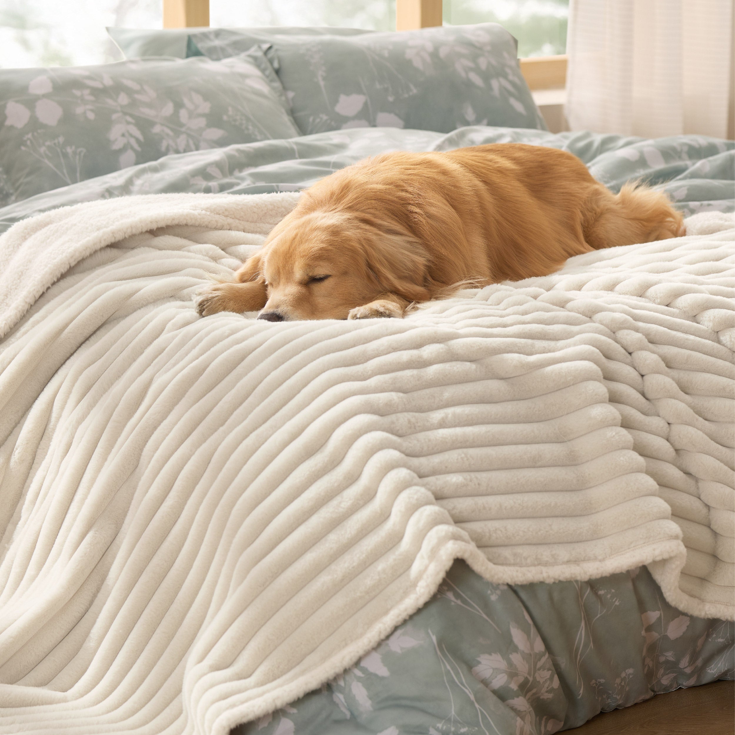 Corduroy Fleece Pet Blanket