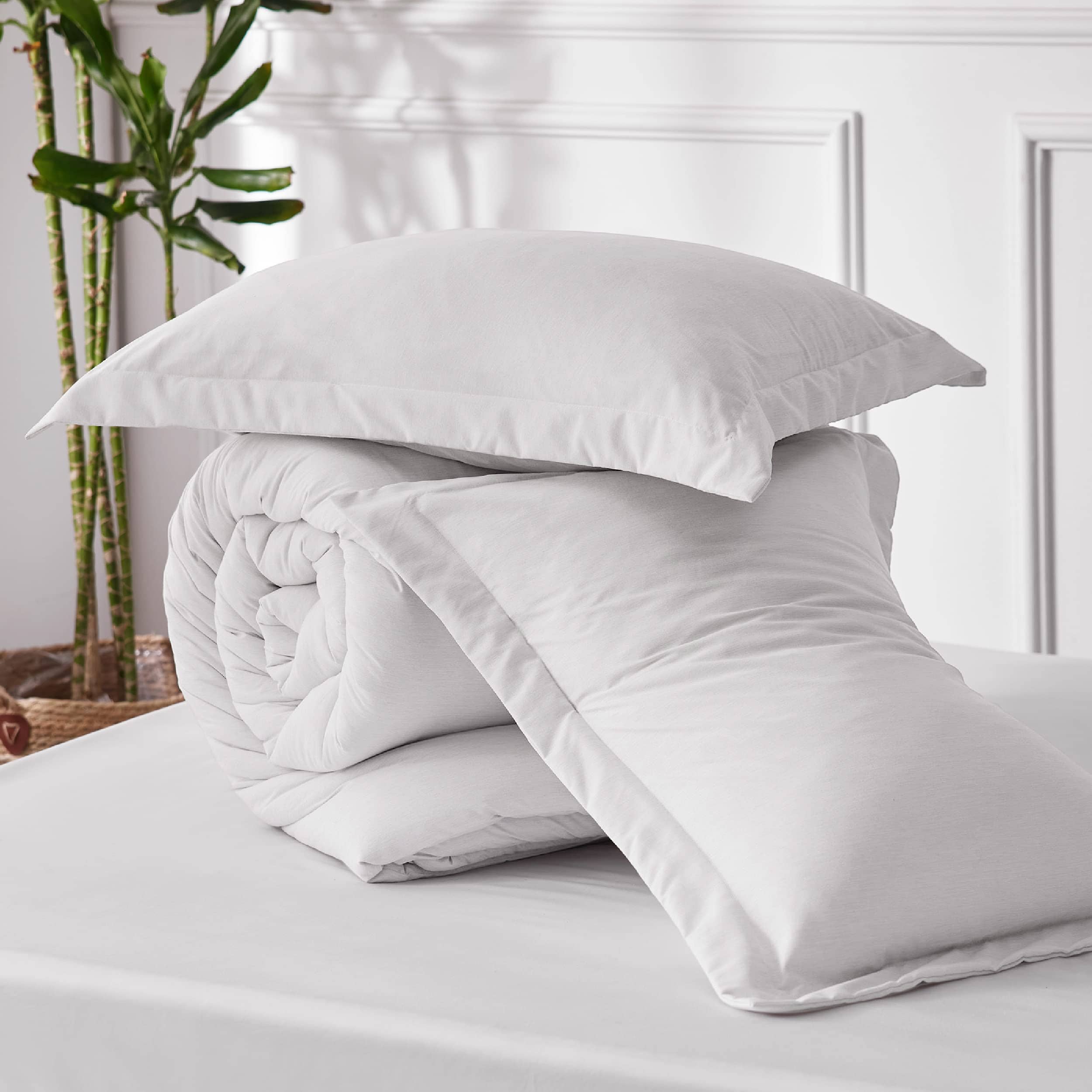 GentleSoft™ Cationic Dye Comforter Set