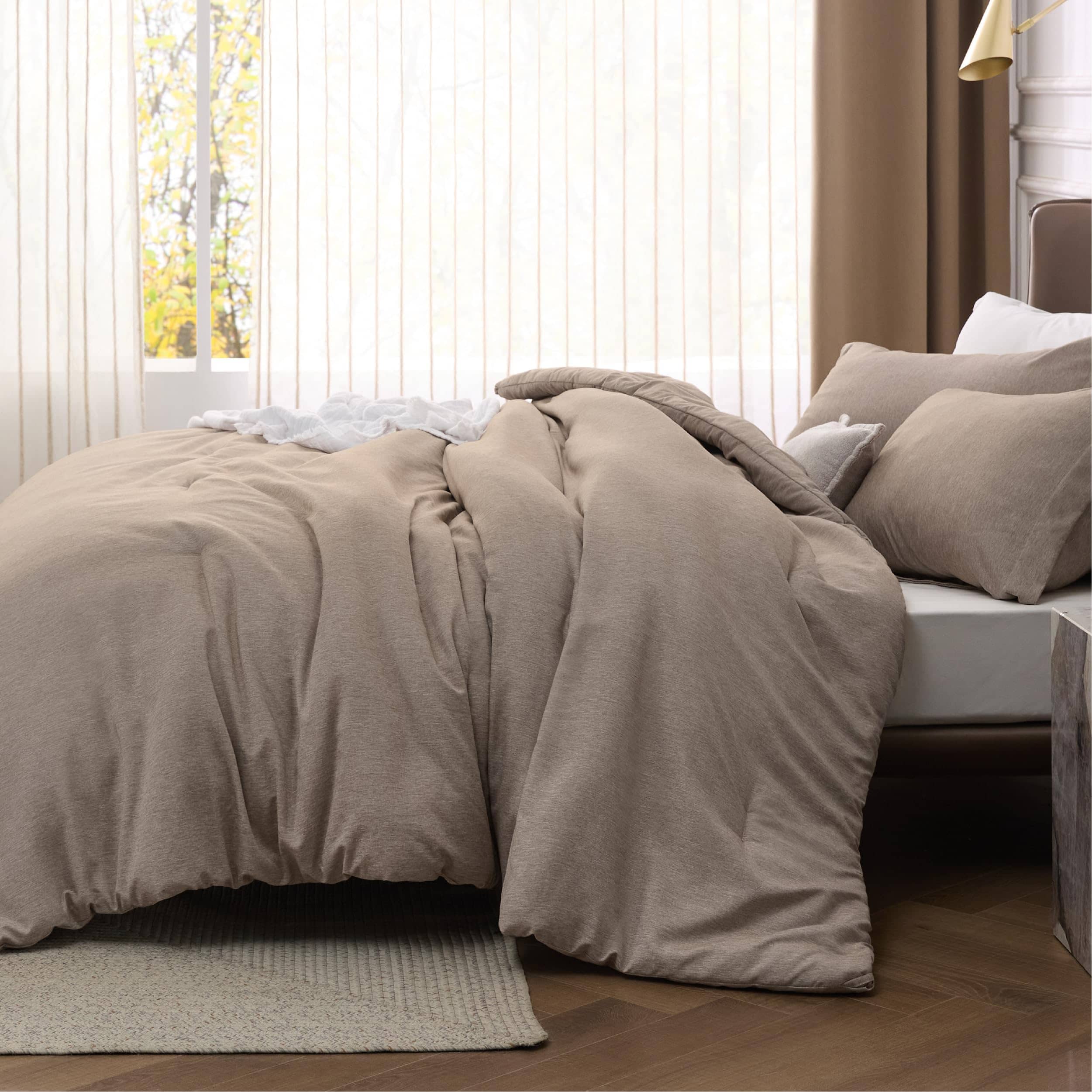 Cationic Dye Comforter Set